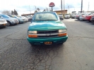 1998 Chevrolet S-10 2dr LS Extended Cab SB